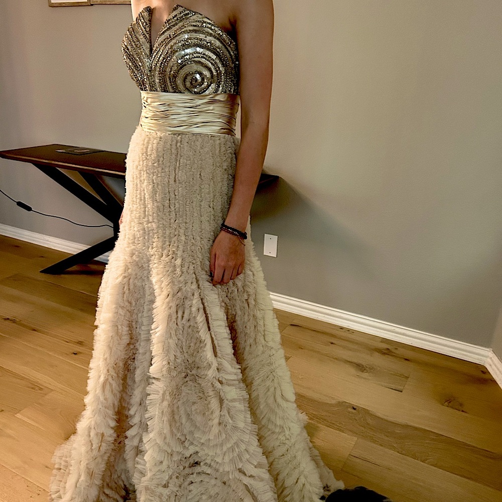 Zuhair Murad evening gown Milan Fashion Week